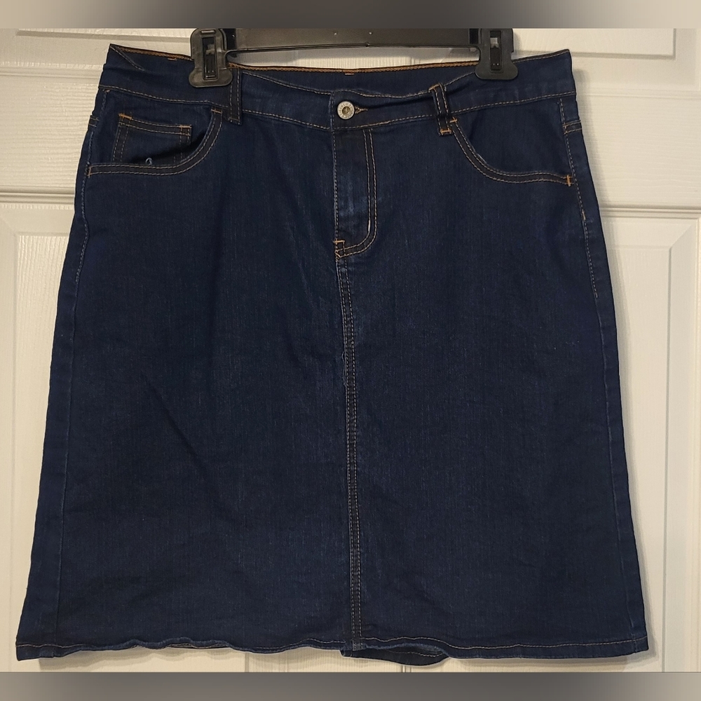 Be Girl Dark Denim Skirt Size 14